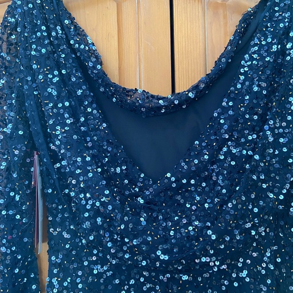 NWT Navy Sequin Gown - Picture 4 of 6